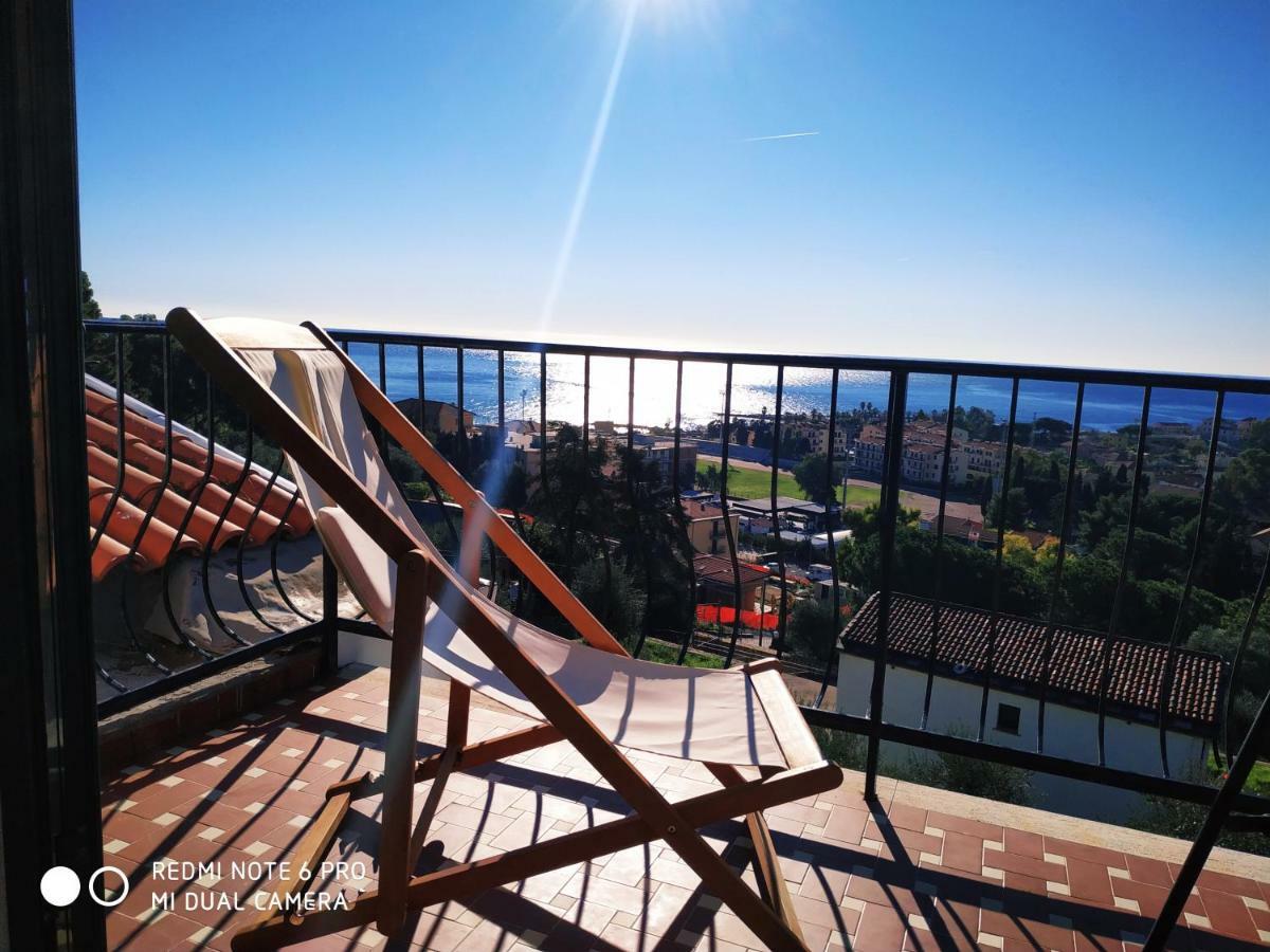 Mansarda Mare Bella Vista Citra Zero Zero Ottanta Trentuno Lt O738 Apartment Imperia Bagian luar foto